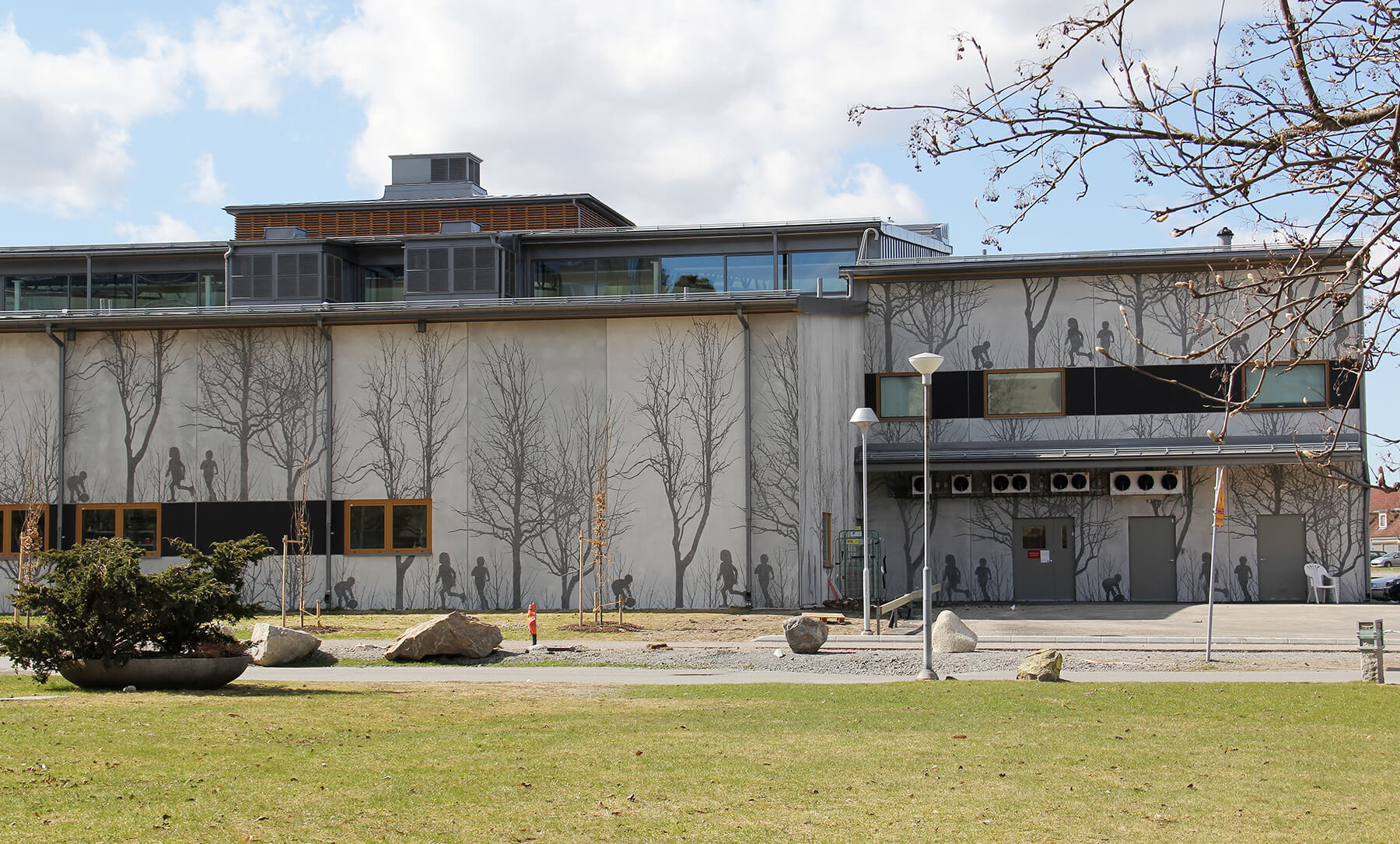 graphic concrete höglunda school