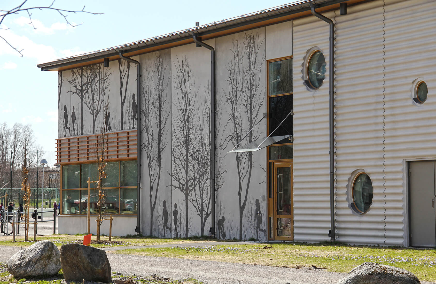 graphic concrete höglunda school