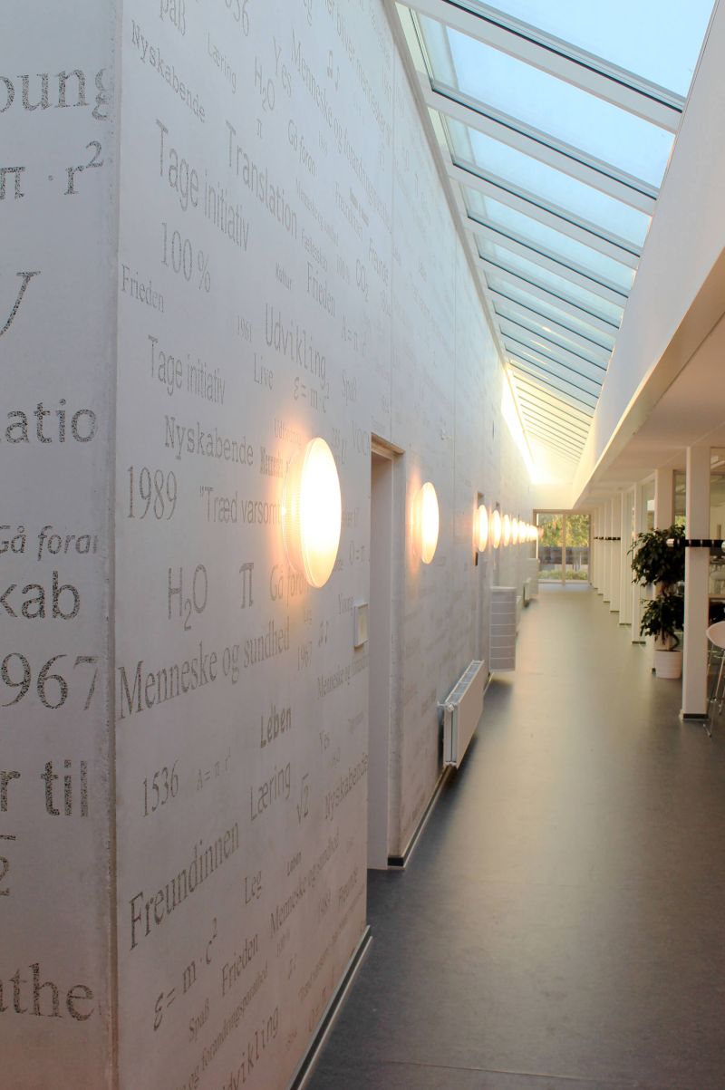 Graphic Concrete Tingager School